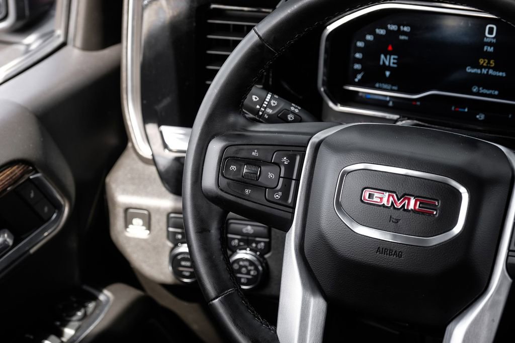 Used 2023 GMC Sierra 1500 Elevation image 13