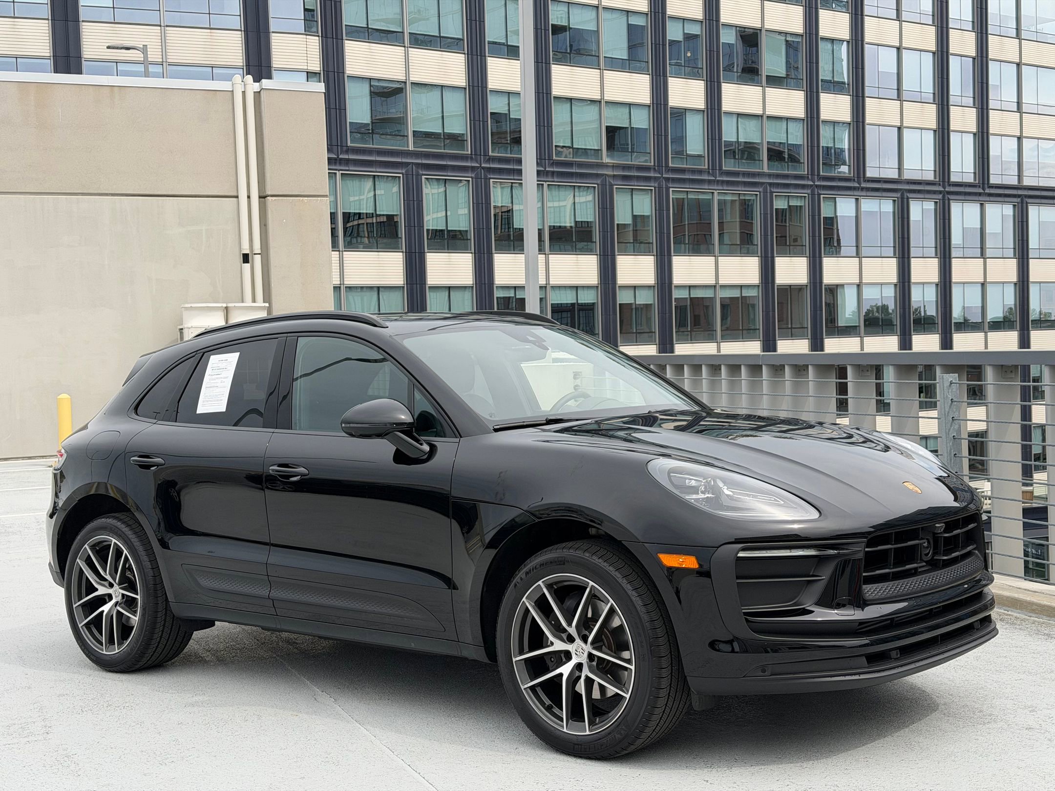 Certified 2026 Porsche Macan image 9