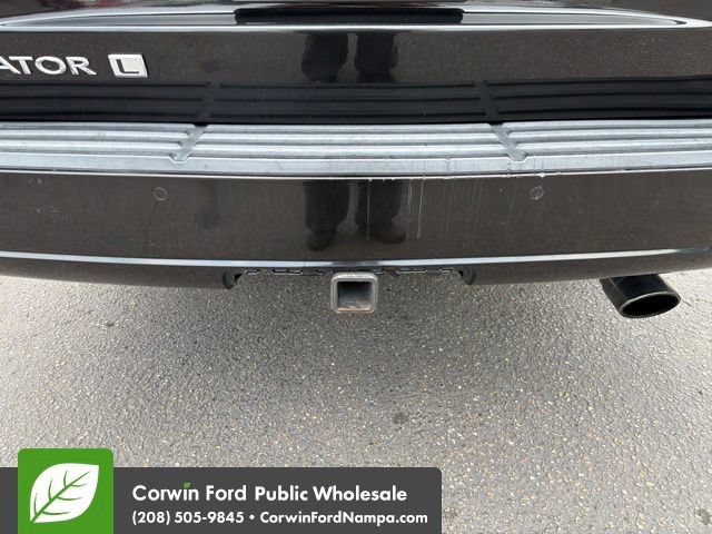 Used 2015 Lincoln Navigator L 4WD w/ Equipment Group 101A Reserve image 12