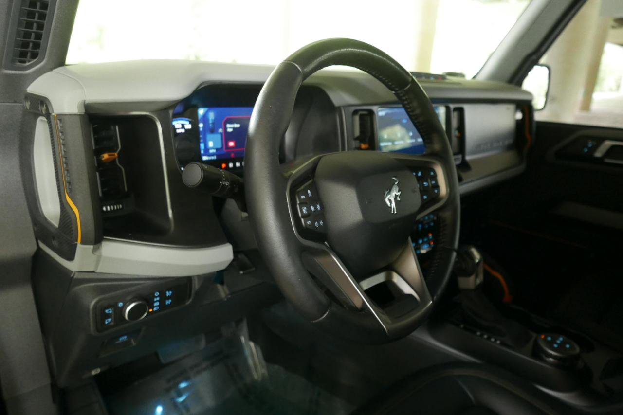 Used 2021 Ford Bronco Badlands image 13