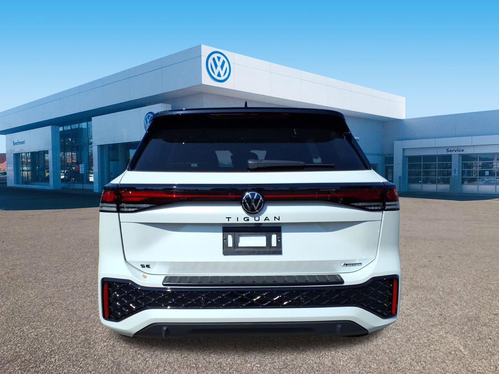 New 2025 Volkswagen Tiguan SE R-Line image 6