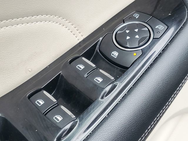 Used 2017 Ford Edge Titanium w/ Technology Package image 15