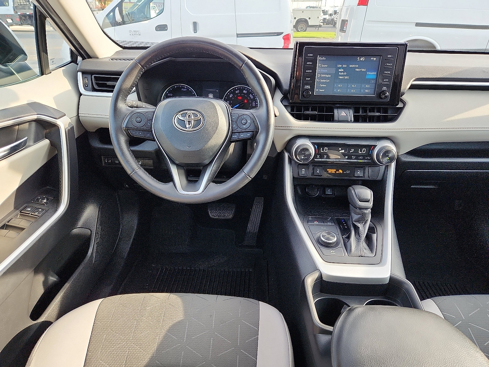 Used 2021 Toyota RAV4 XLE w/ XLE Grade Weather Package image 9