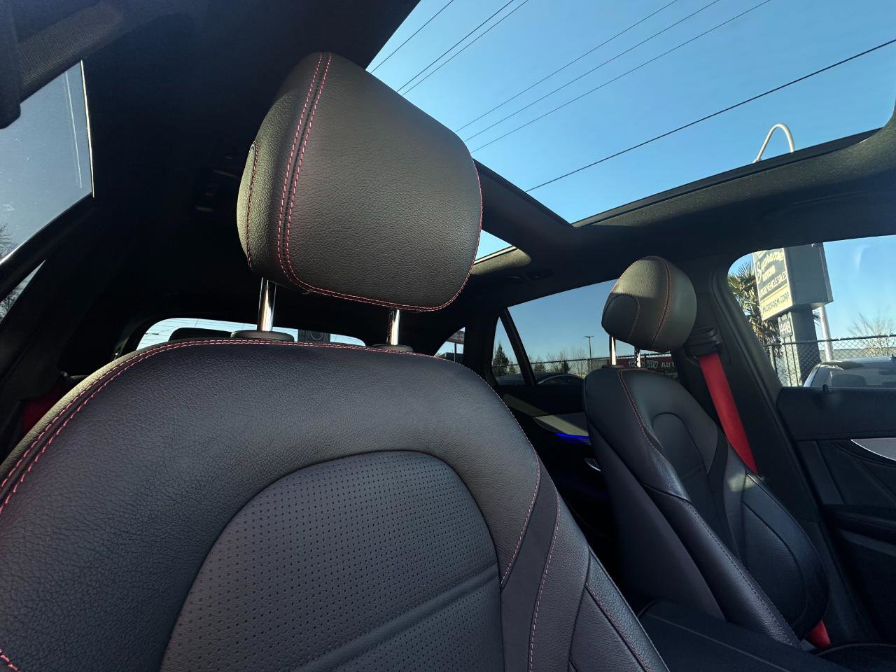 Used 2022 Mercedes-Benz GLC 43 AMG 4MATIC image 29