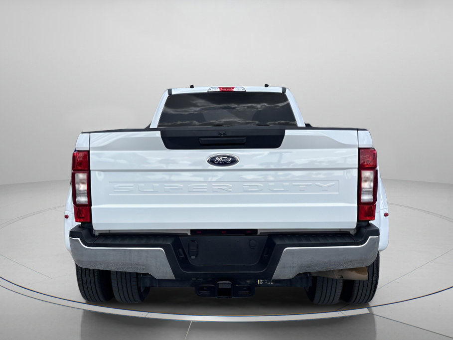 Used 2020 Ford F350 XLT image 4