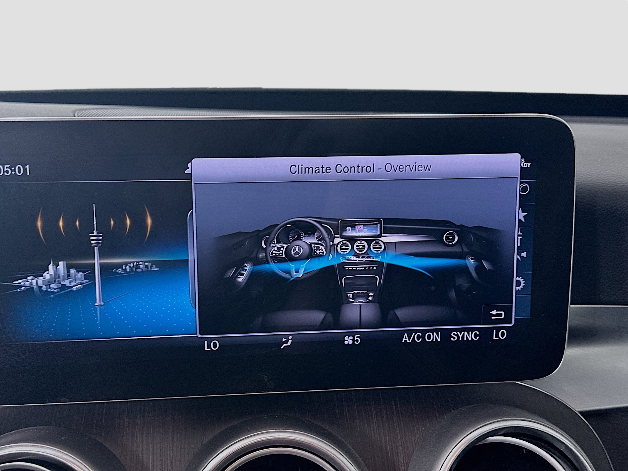 Certified 2021 Mercedes-Benz C 300 4MATIC Sedan image 20