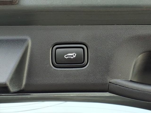 Used 2023 Hyundai Tucson Limited w/ Cargo Package image 12