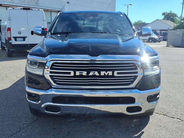Used 2023 RAM 1500 Laramie AWD/4WD image 2