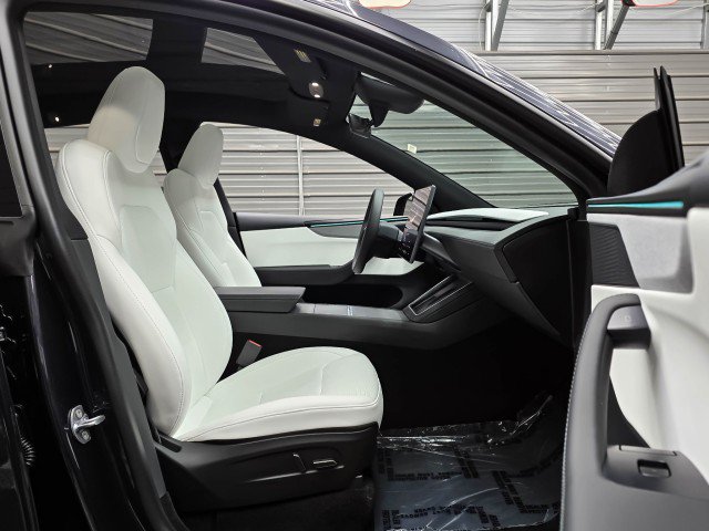 Used 2026 Tesla Model Y Long Range RWD image 14