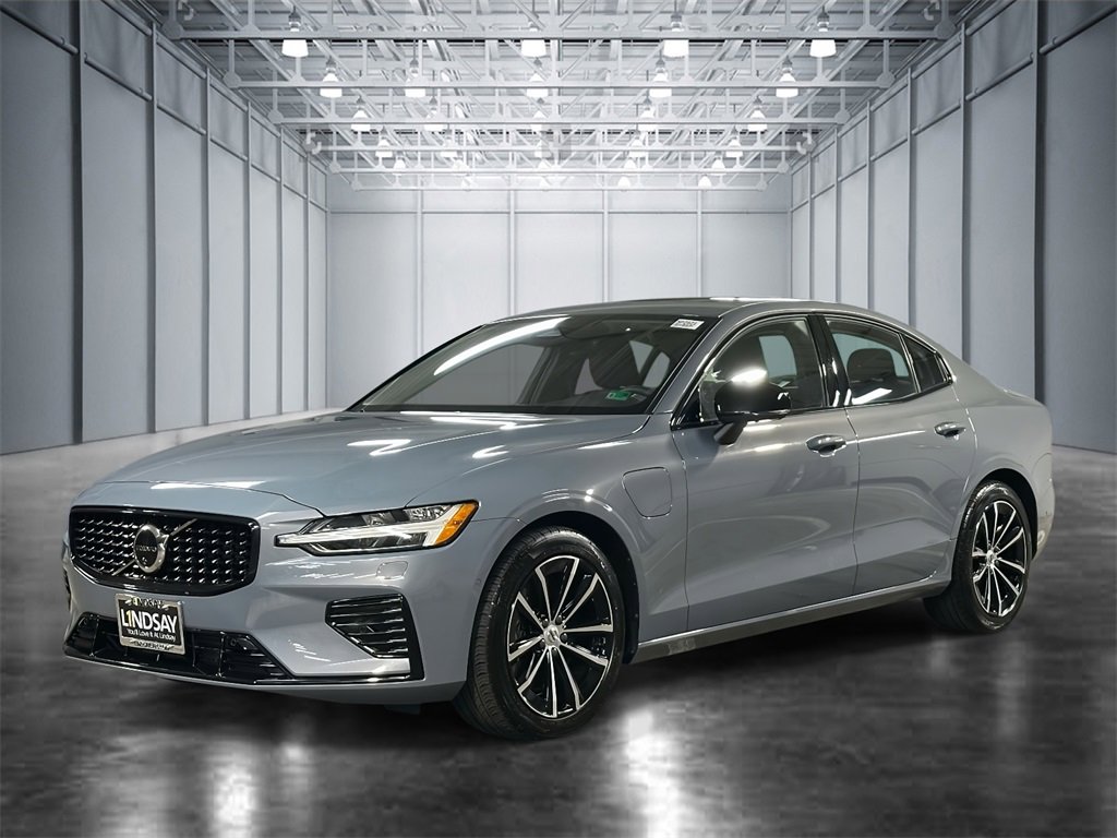 Used 2024 Volvo S60 T8 Plus