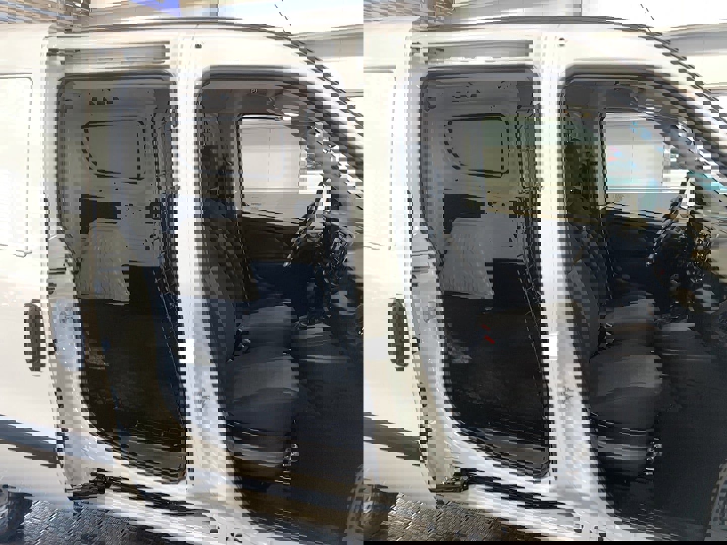 Used 2022 RAM ProMaster City Tradesman image 21