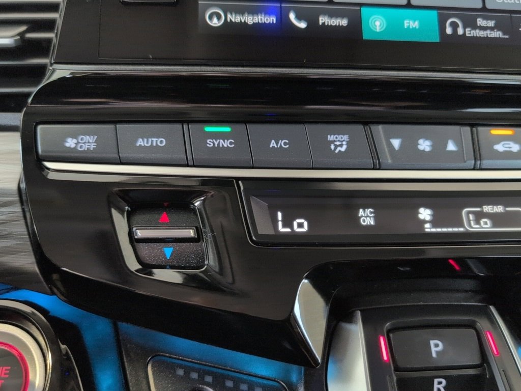 Used 2025 Honda Odyssey Elite image 20