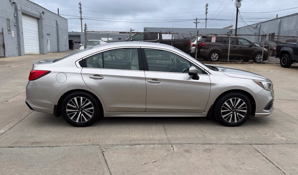 Used 2018 Subaru Legacy 2.5i Premium AWD/4WD image 5