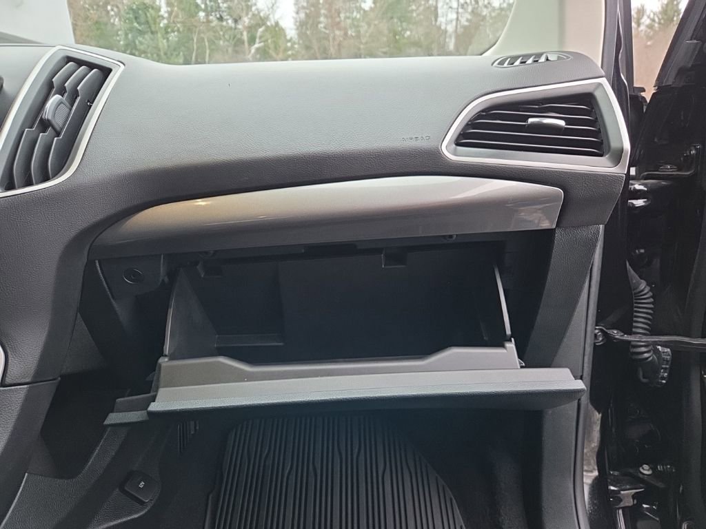 Used 2023 Ford Edge SEL w/ Convenience Package image 41