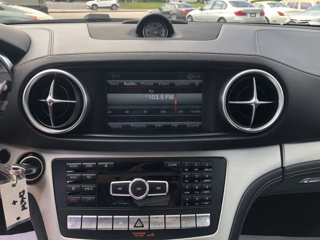 Used 2015 Mercedes-Benz SL 400 image 46