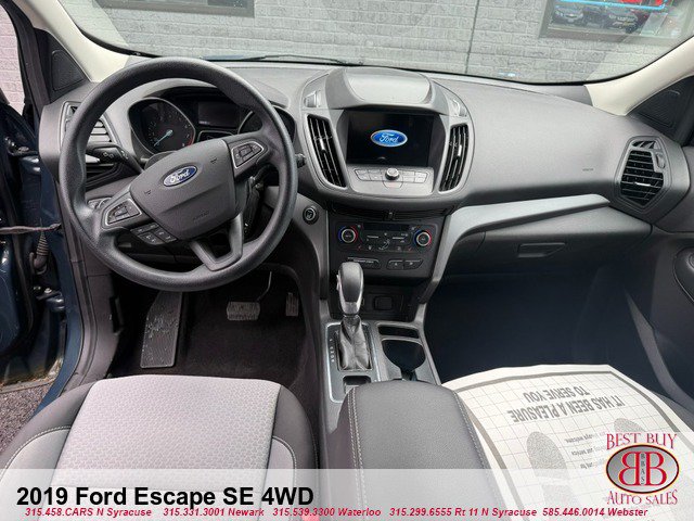 Used 2019 Ford Escape SE AWD/4WD image 25