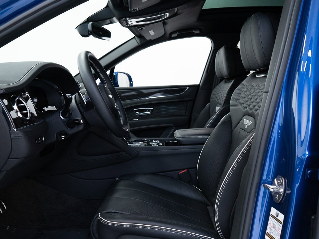 Certified 2025 Bentley Bentayga Extended Wheelbase image 15
