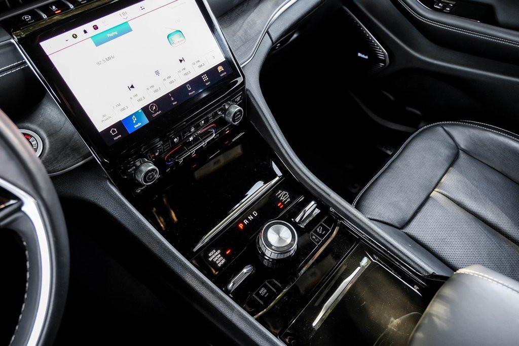 Used 2022 Jeep Grand Cherokee L Overland w/ MOPAR Finishing Package image 33