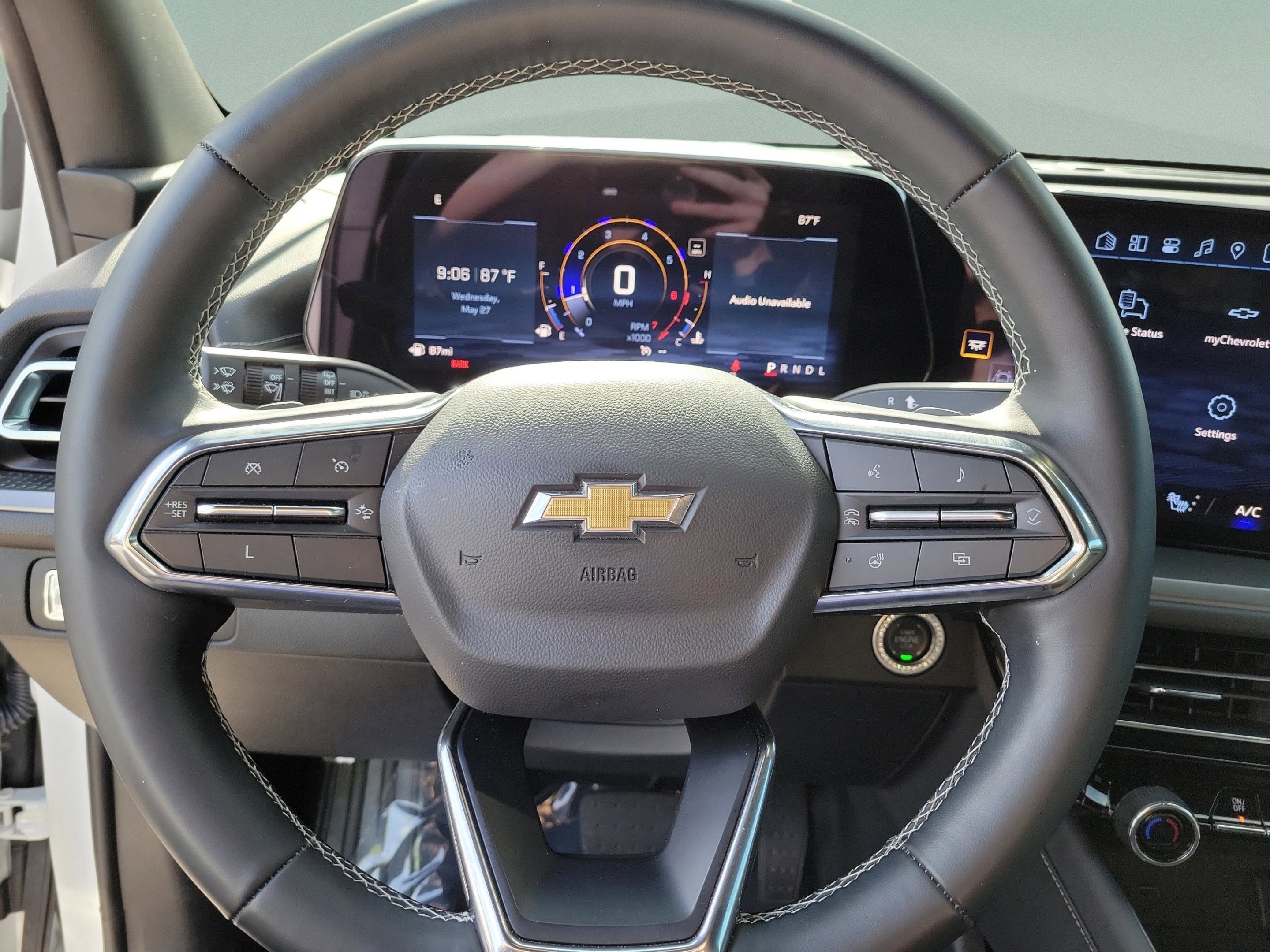 Used 2024 Chevrolet Traverse LT FWD image 6