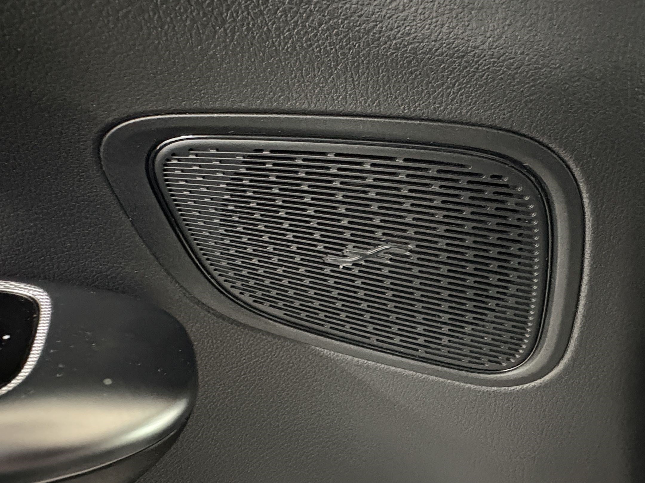 Certified 2025 Mercedes-Benz GLC 350e 4MATIC image 26