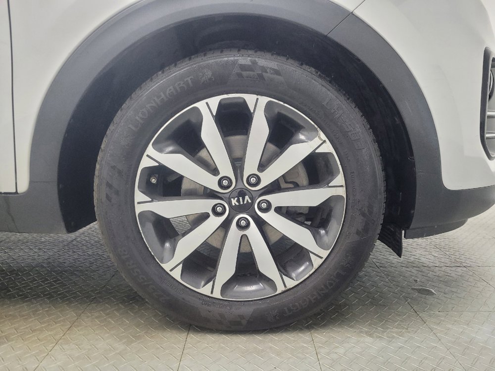 Used 2017 Kia Sportage EX FWD image 31