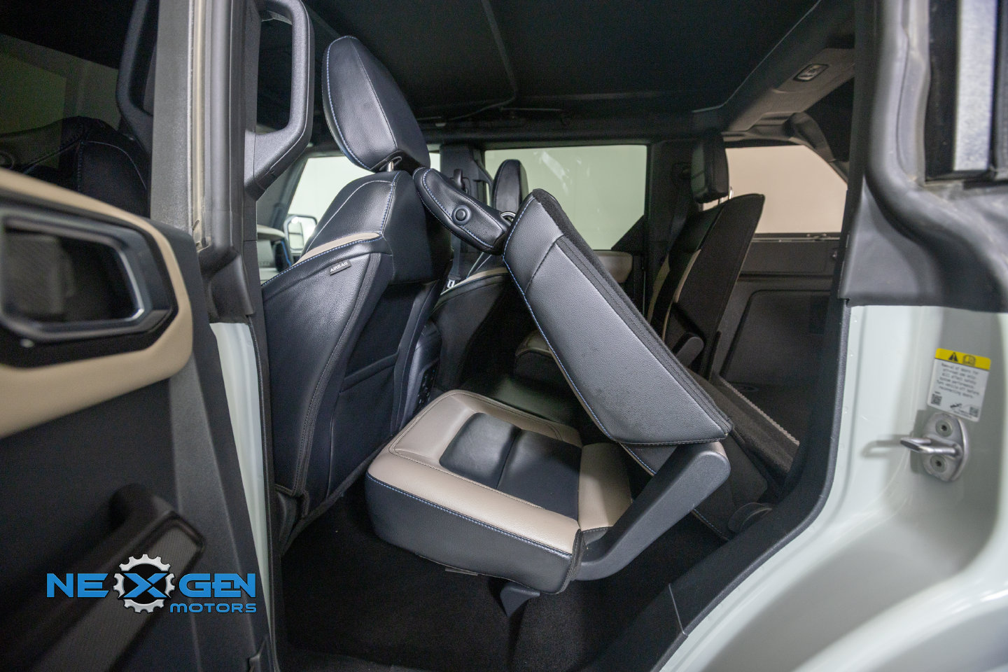 Used 2024 Ford Bronco Wildtrak AWD/4WD image 36