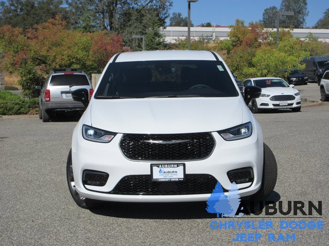 New 2026 Chrysler Pacifica Select image 14