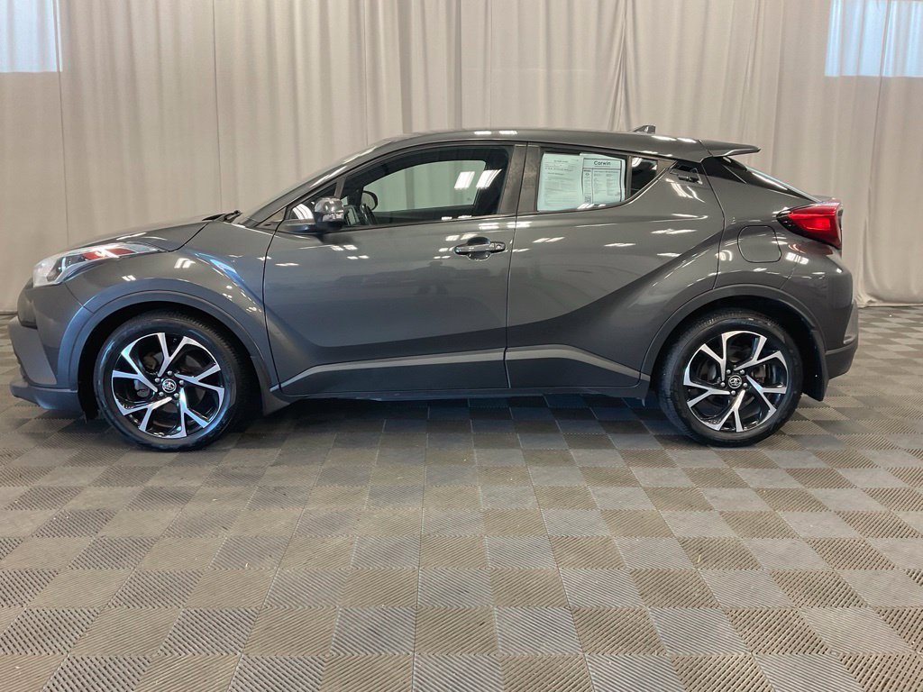 Used 2018 Toyota C-HR XLE FWD image 14