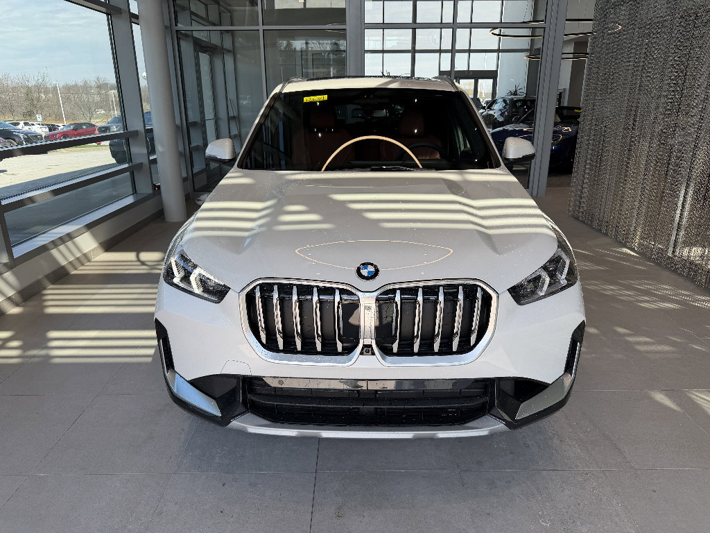 New 2026 BMW X1 xDrive28i w/ Technology Package AWD/4WD image 2