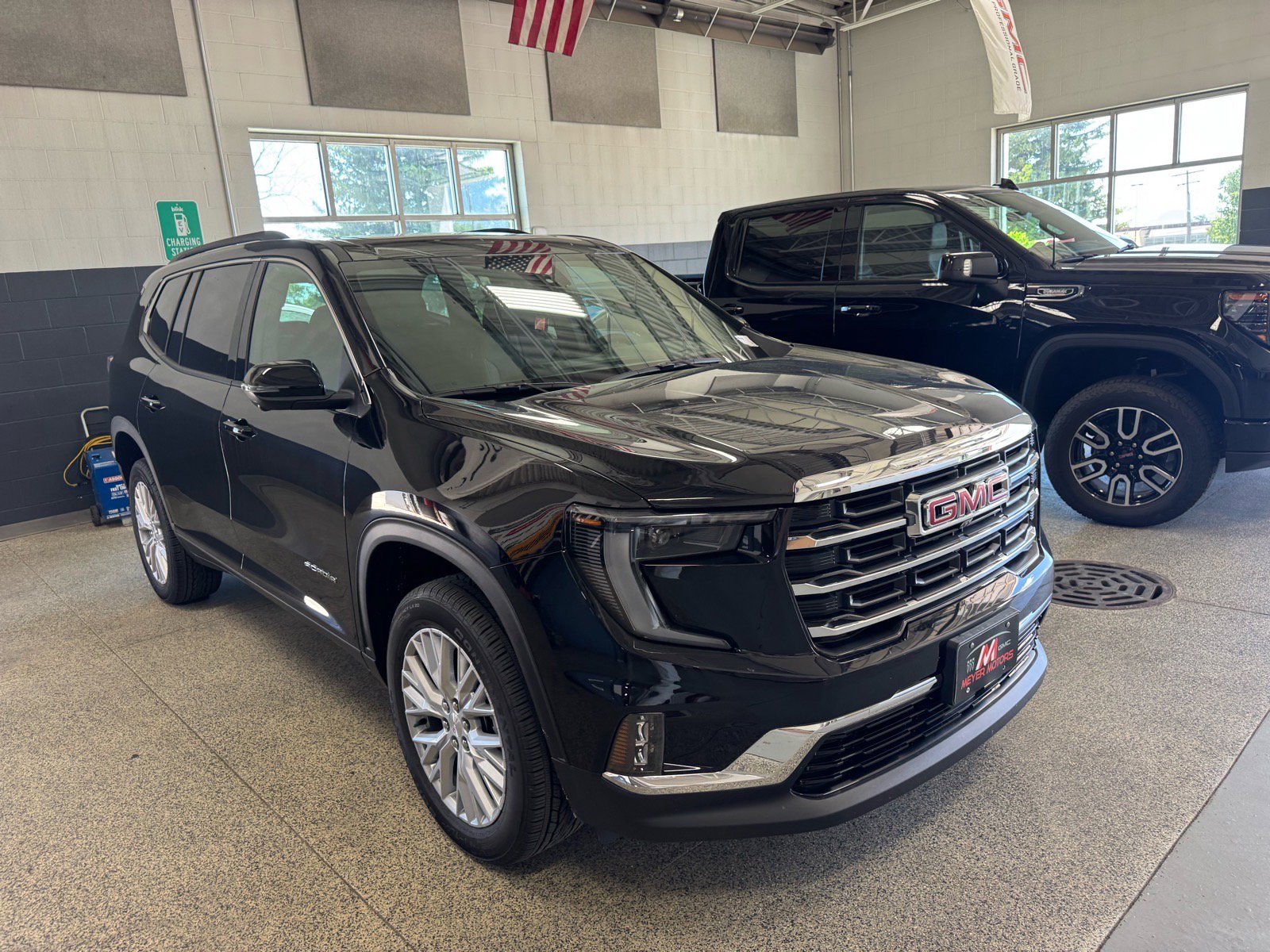 New 2026 GMC Acadia Elevation w/ Elevation Premium Package AWD/4WD image 3