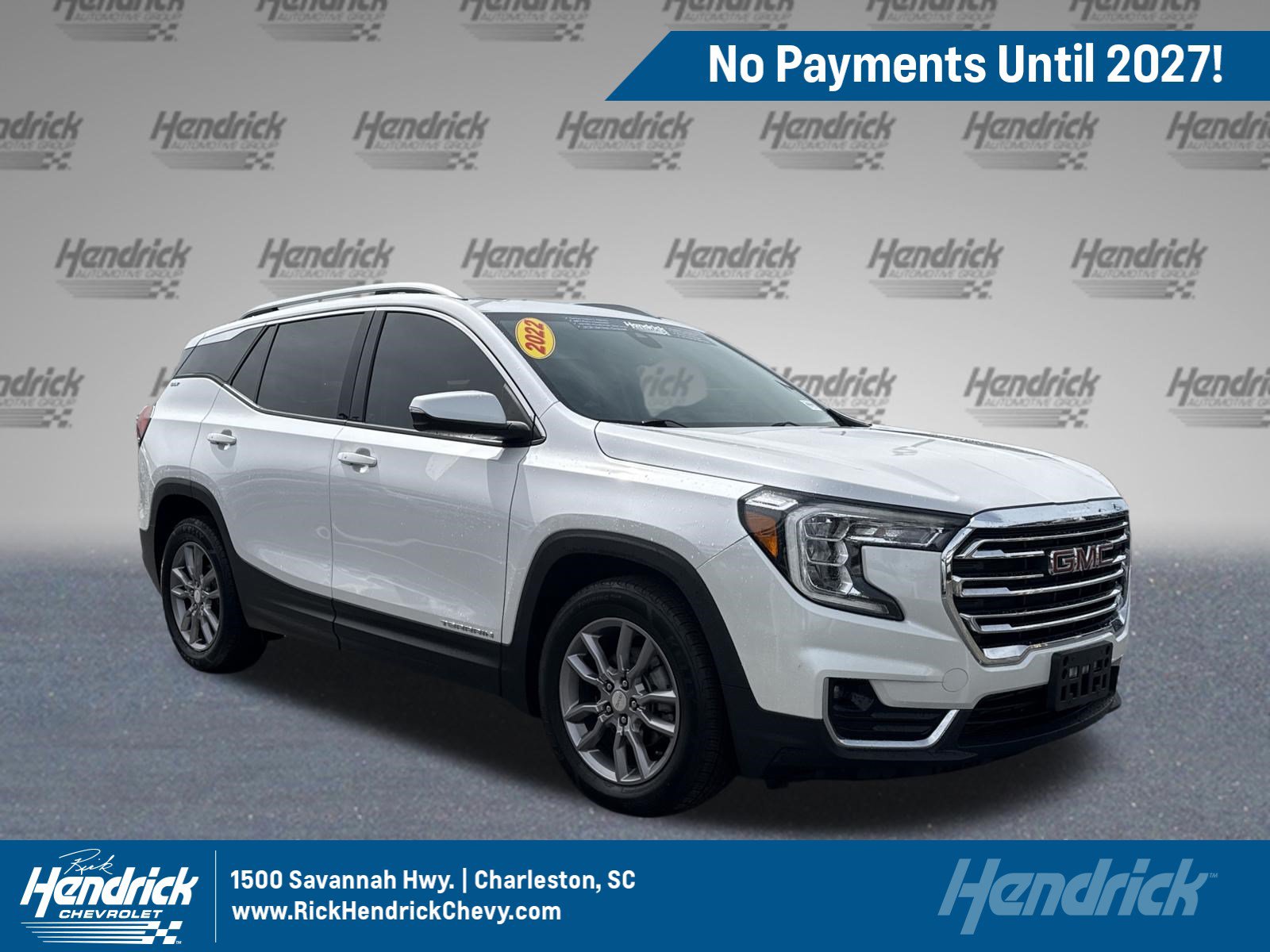 Used 2022 GMC Terrain SLT FWD image 1