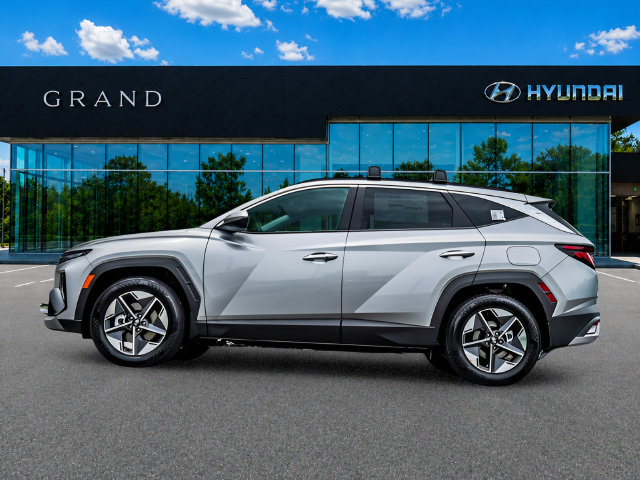 New 2026 Hyundai Tucson SEL Plus FWD image 3