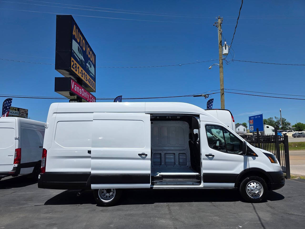 Used 2023 Ford Transit 350 148 High Roof Extended DRW RWD image 5