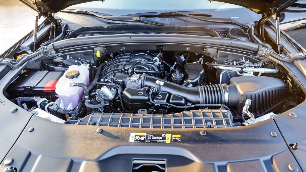 New 2025 Jeep Grand Cherokee Laredo X w/ Luxury Tech Group I image 28