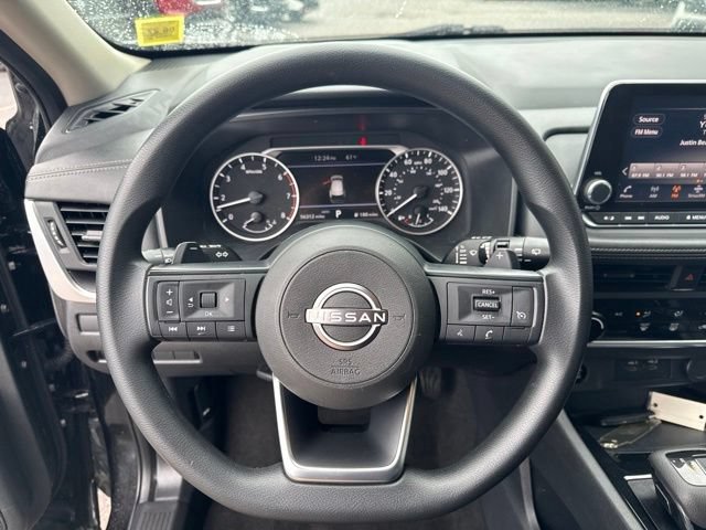 Used 2024 Nissan Rogue S AWD/4WD image 11