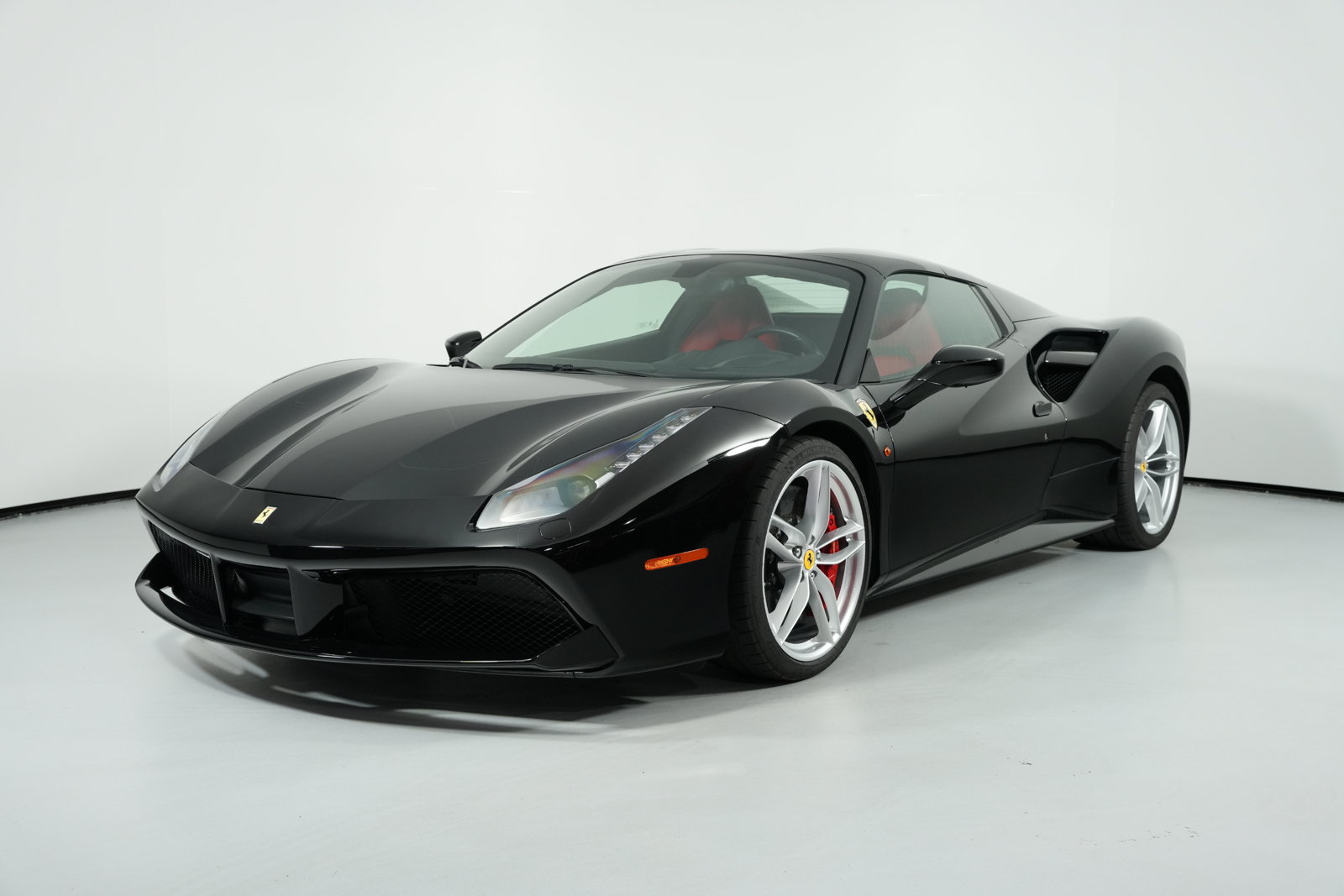 Certified 2017 Ferrari 488 Spider RWD image 7