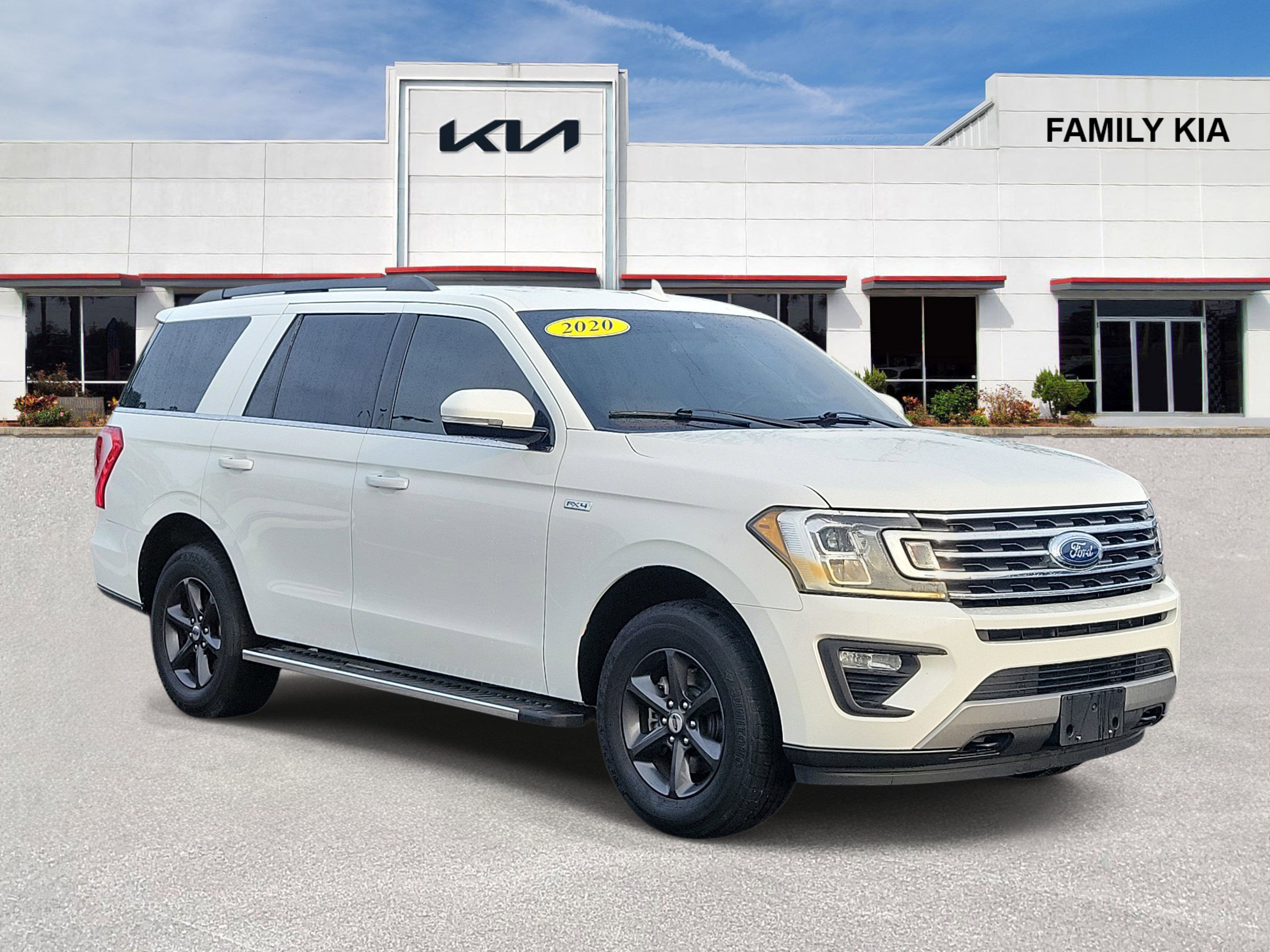 Used 2020 Ford Expedition XLT w/ FX4 Off-Road Package