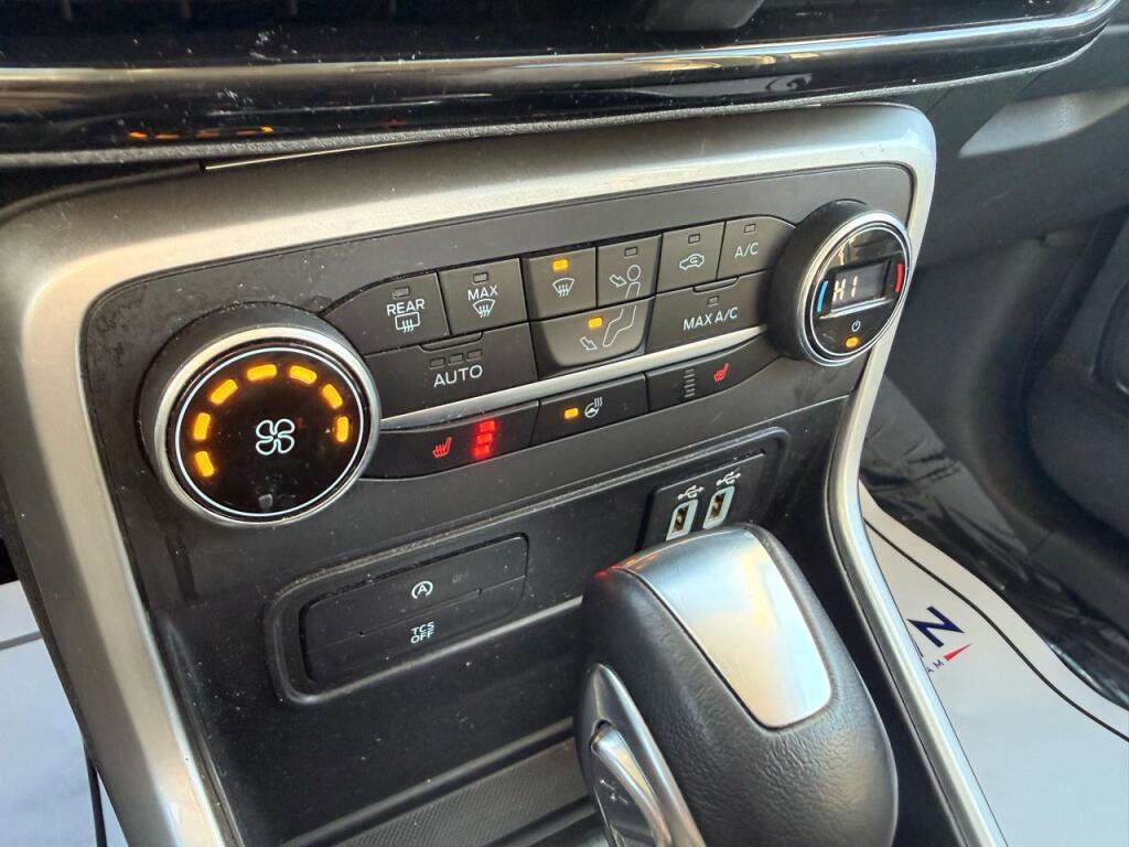 Used 2022 Ford EcoSport Titanium image 21