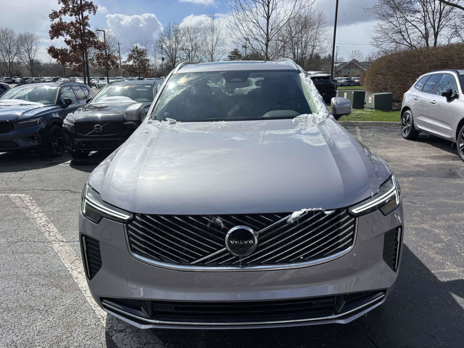 Used 2026 Volvo XC90 B6 Plus w/ Protection Package Premier AWD/4WD image 2