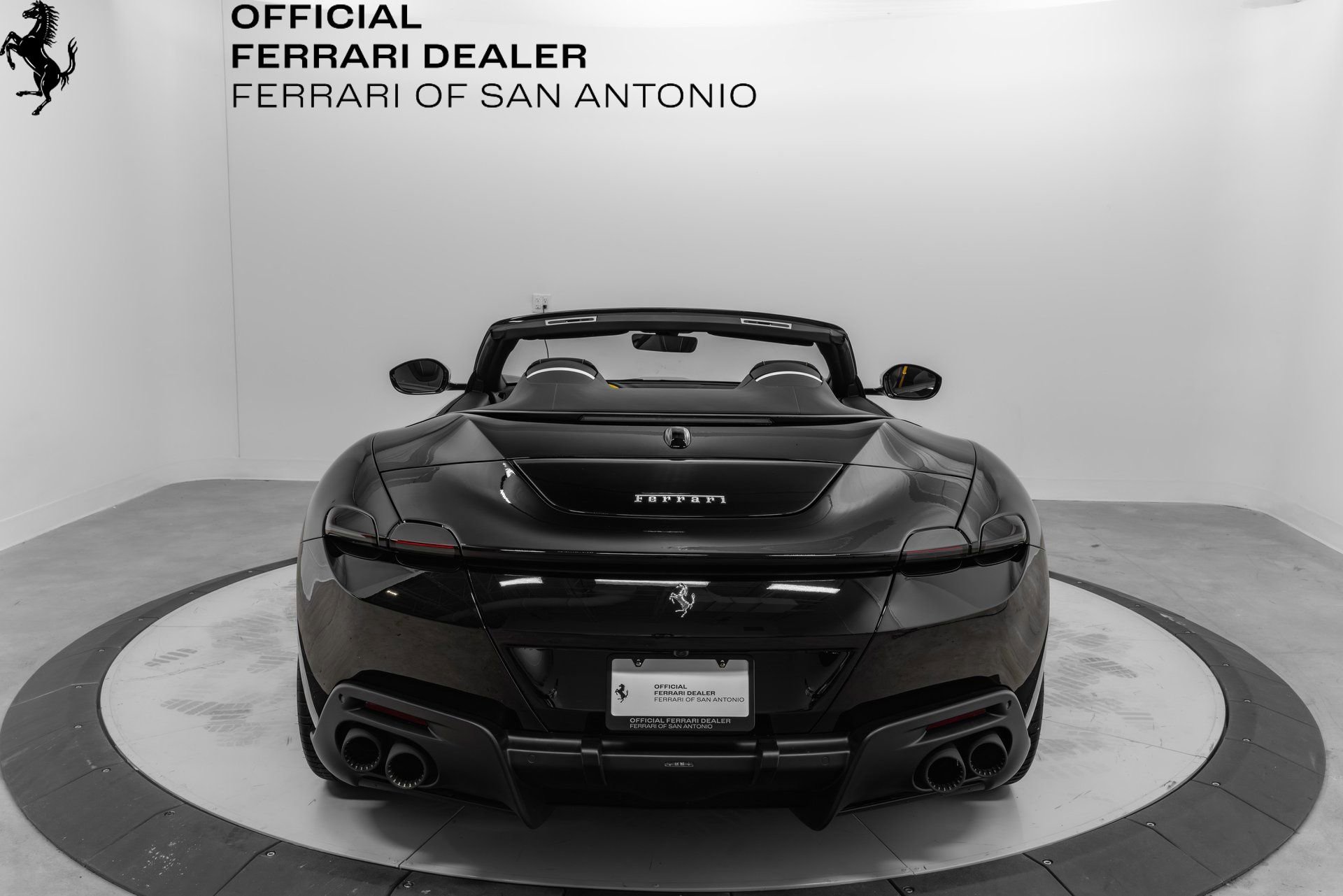 Certified 2025 Ferrari Roma Spider RWD image 11