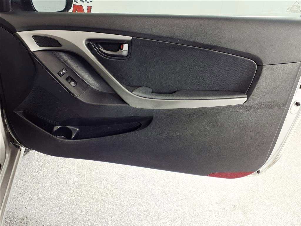 Used 2014 Hyundai Elantra w/ Option Group 2 image 8