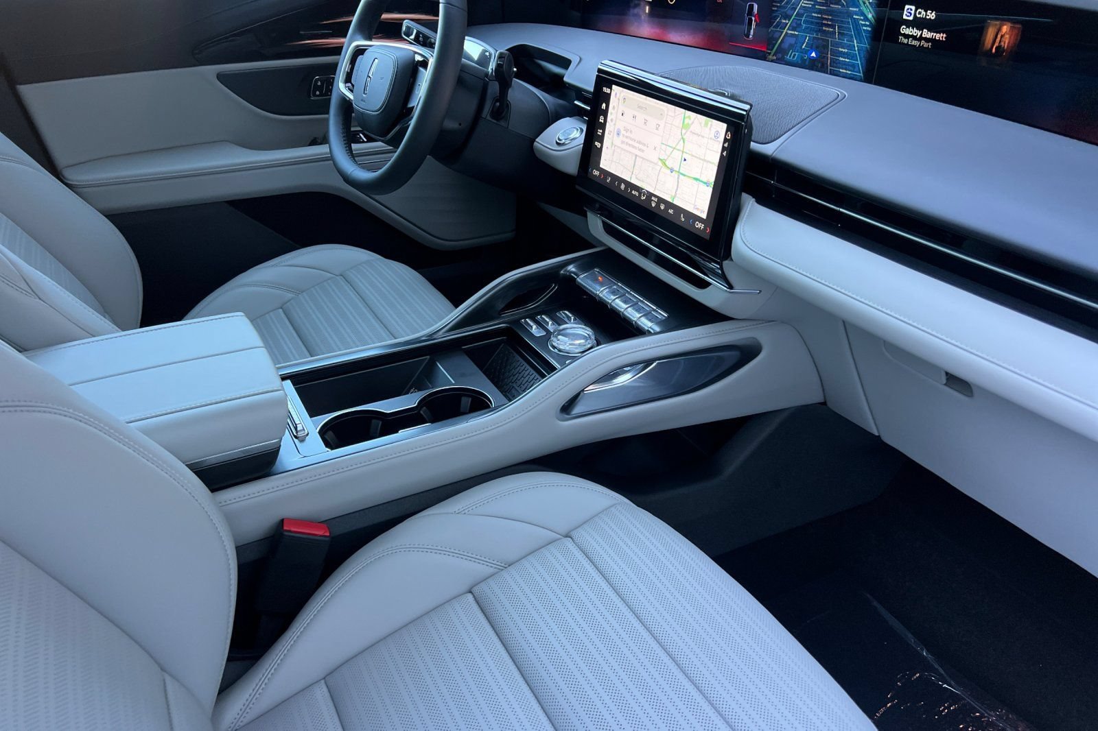 New 2026 Lincoln Nautilus Reserve AWD/4WD image 13