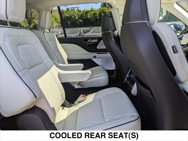 Used 2023 Lincoln Aviator Black Label w/ Dynamic Handling Package AWD/4WD image 29