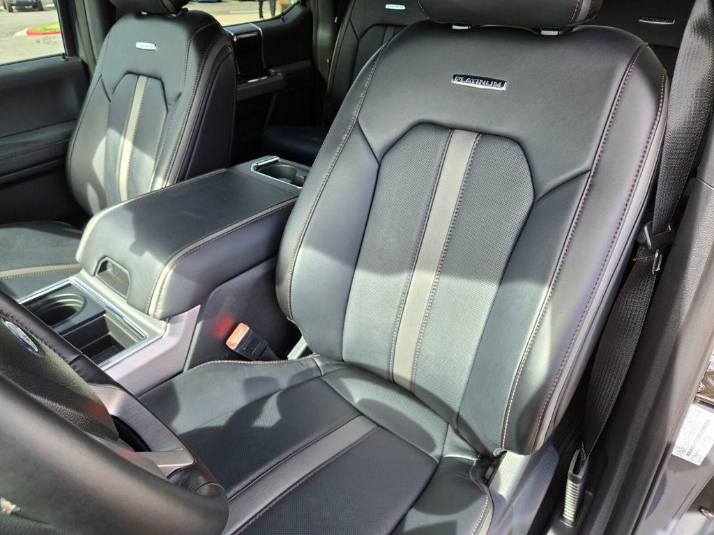 Used 2021 Ford F450 Platinum w/ FX4 Off-Road Package image 31