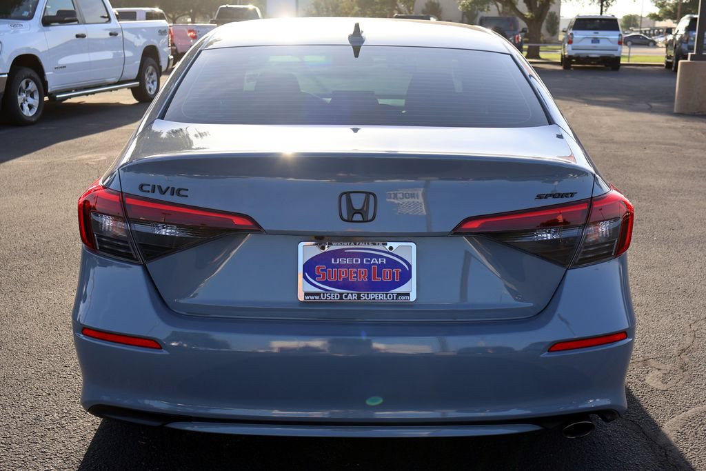 Used 2022 Honda Civic Sport image 12