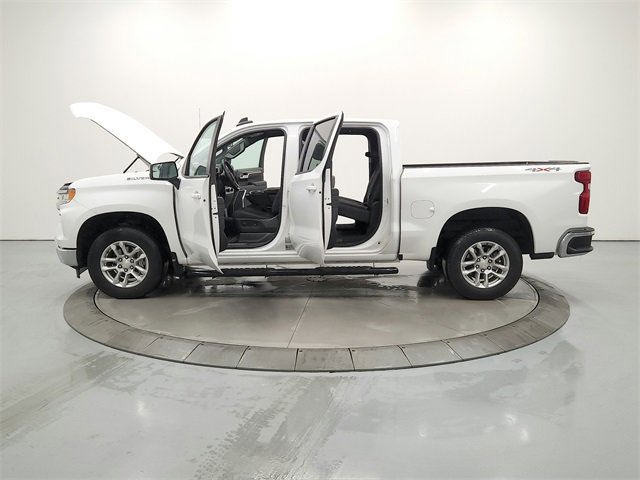 Used 2023 Chevrolet Silverado 1500 LT image 13
