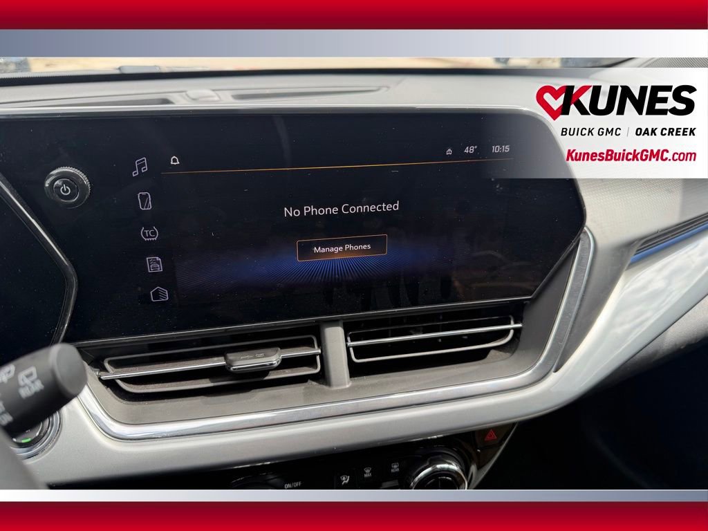 Used 2025 Chevrolet Trax LT FWD image 21