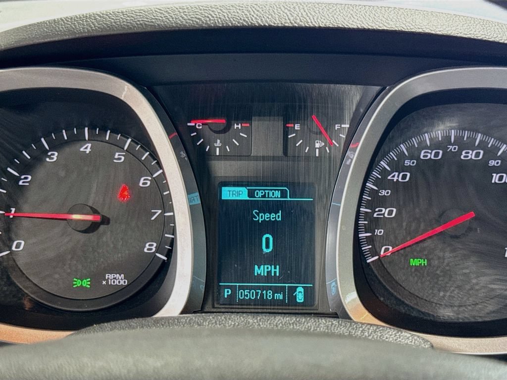 Used 2017 Chevrolet Equinox LT w/ Convenience Package FWD image 12
