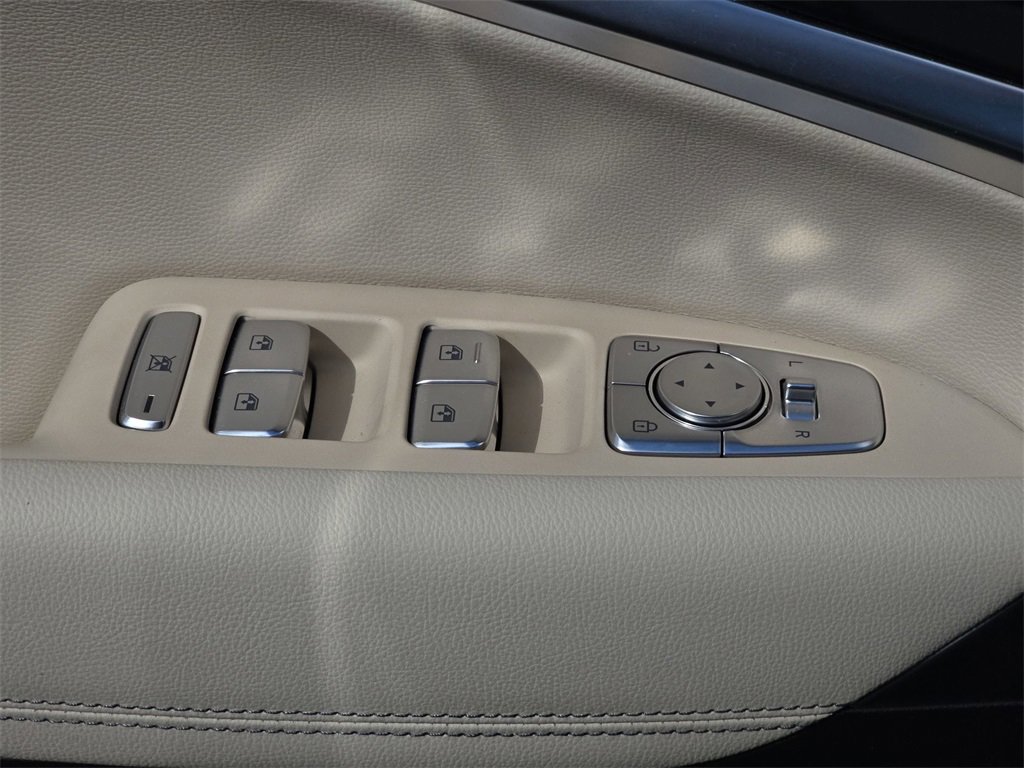 Used 2026 Genesis G70 2.5T image 26