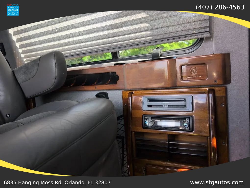 Used 2003 GMC Savana 3500 image 22